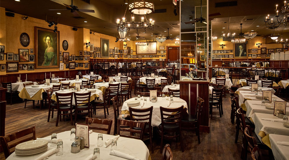 Carmine's Italian Restaurant – Times Square
